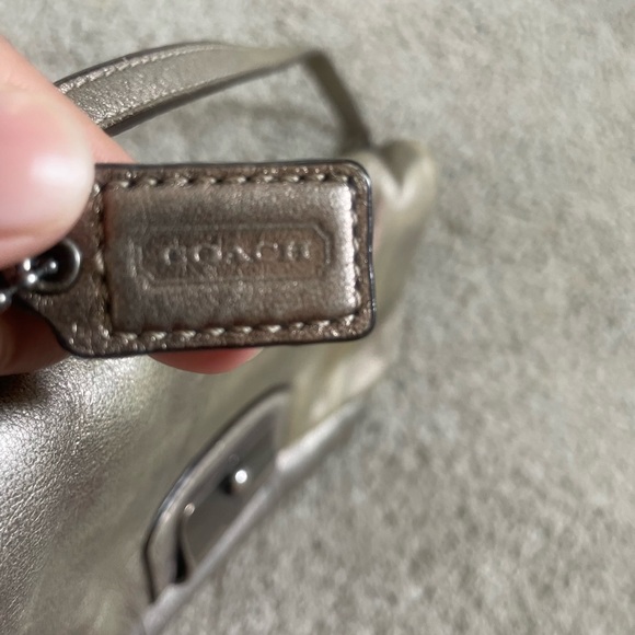 Coach mini purse - Picture 3 of 5